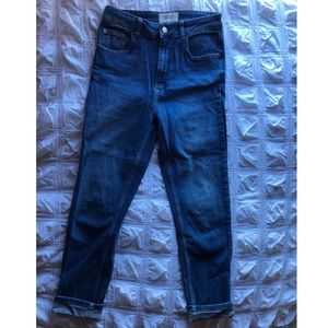 Urban Outfitters BDG High Rise Girlfriend Jeans